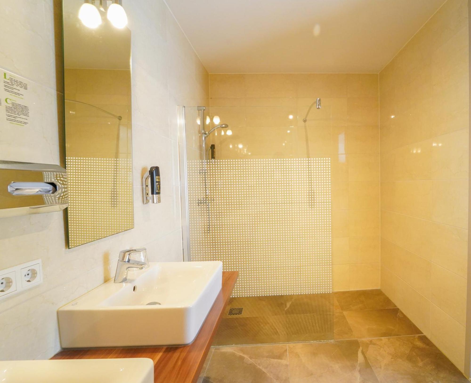 בורג האמסטד Grand Hotel Ter Duin מראה חיצוני תמונה